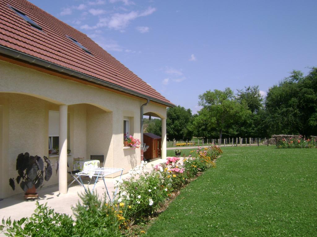 Bed and Breakfast La Ferme De La Velle La Neuvelle-lès-Scey Zimmer foto